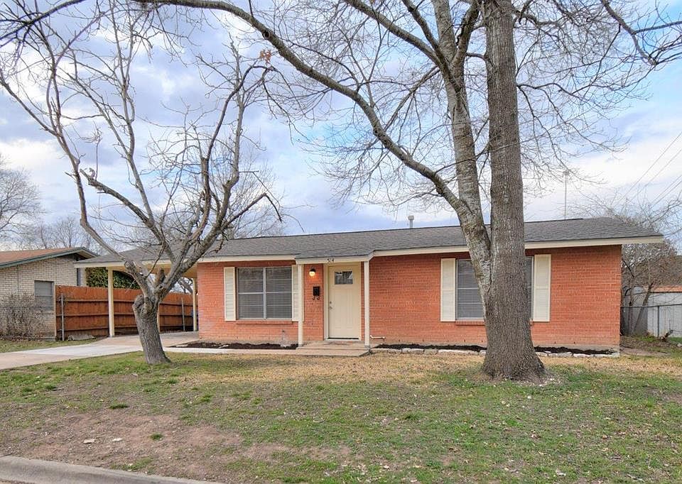 1st image of 514 Lake Dr