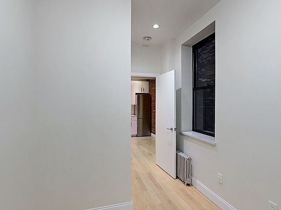 3rd image of 11 Stanton St #3H