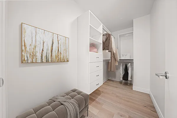 Rented by Nooklyn NYC LLC | media 4