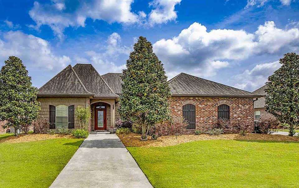 1st image of 311 Ravensaide Dr