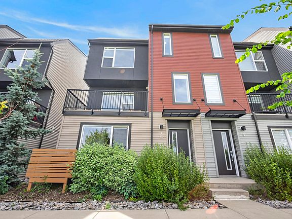 4th image of 1075 Rosenthal Blvd NW #10
