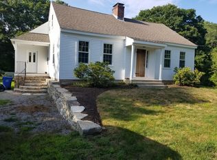 5 Spicer Hill Rd, Ledyard, CT 06339
