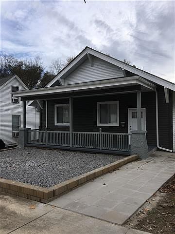 1st image of 940 Clark St