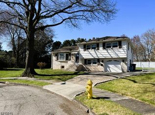 49 Skyview Rd, Bloomfield, NJ 07003