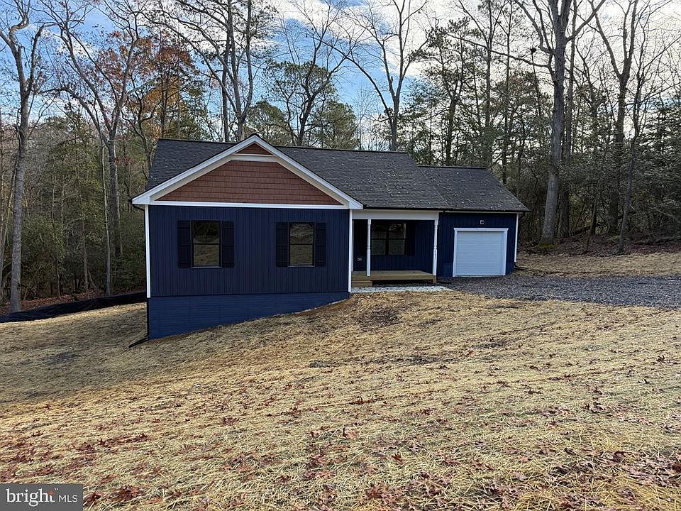 2nd image of 161 Walnut St