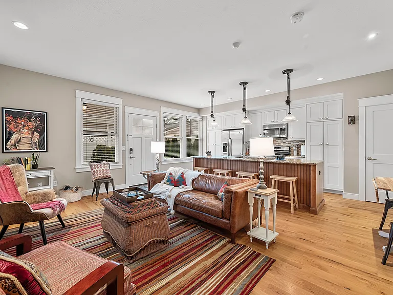 706 Ivy St #2 — Photo 12