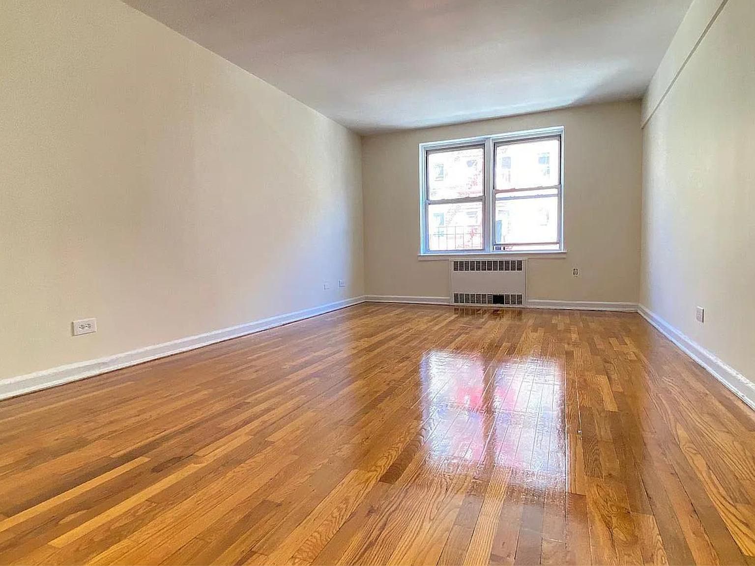 57-42 Xenia St #1, Corona, NY 11368 | Zillow