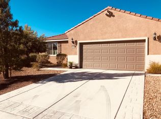 10768 Phoenix Rd, Apple Valley, CA 92308