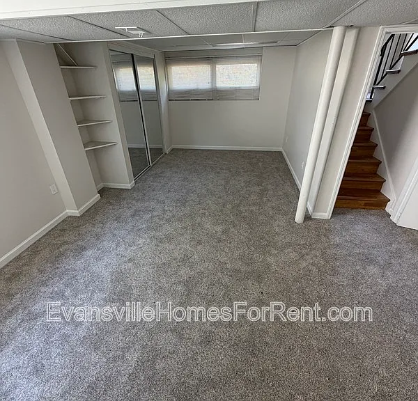 1309 Alvord Ln — Photo 16