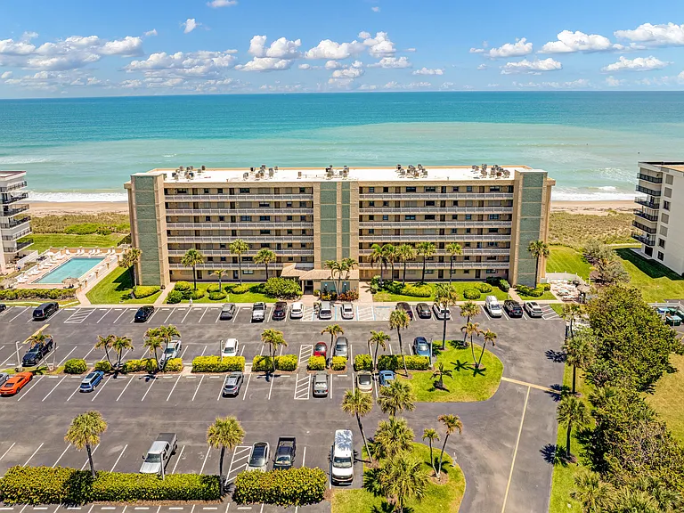 10200 S Ocean Dr #104 — Photo 1