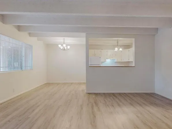 1100 Alvarado Dr SE APT 310, Albuquerque, NM 87108