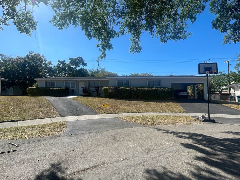 1st image of 8990 SW 149th St