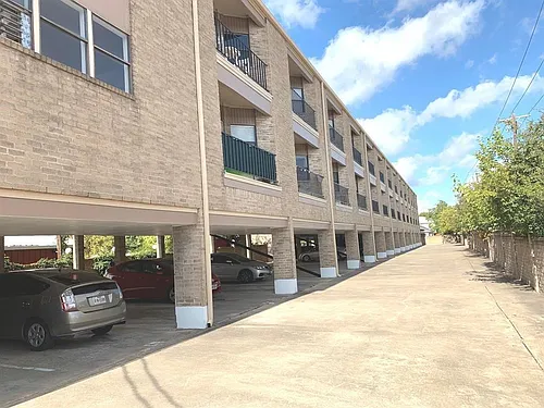 3316 Guadalupe St #209 Photo 1