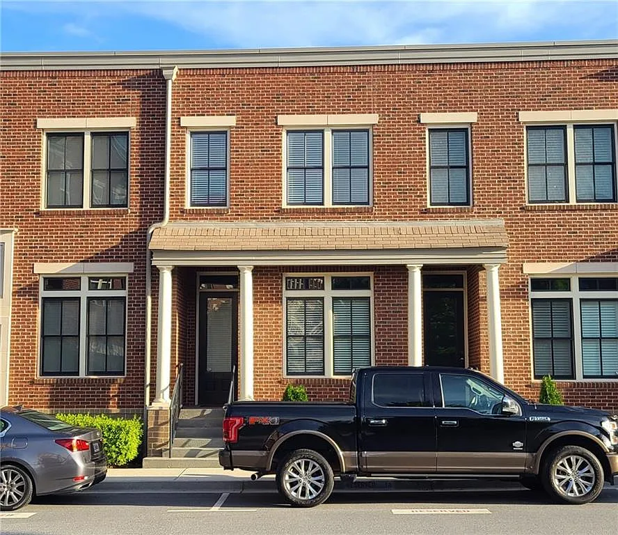 2 bed, 2.5 bath, 1390 sqft, $2,950 — Photo 1