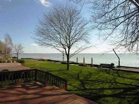 3rd image of 7936 Long Island Ct