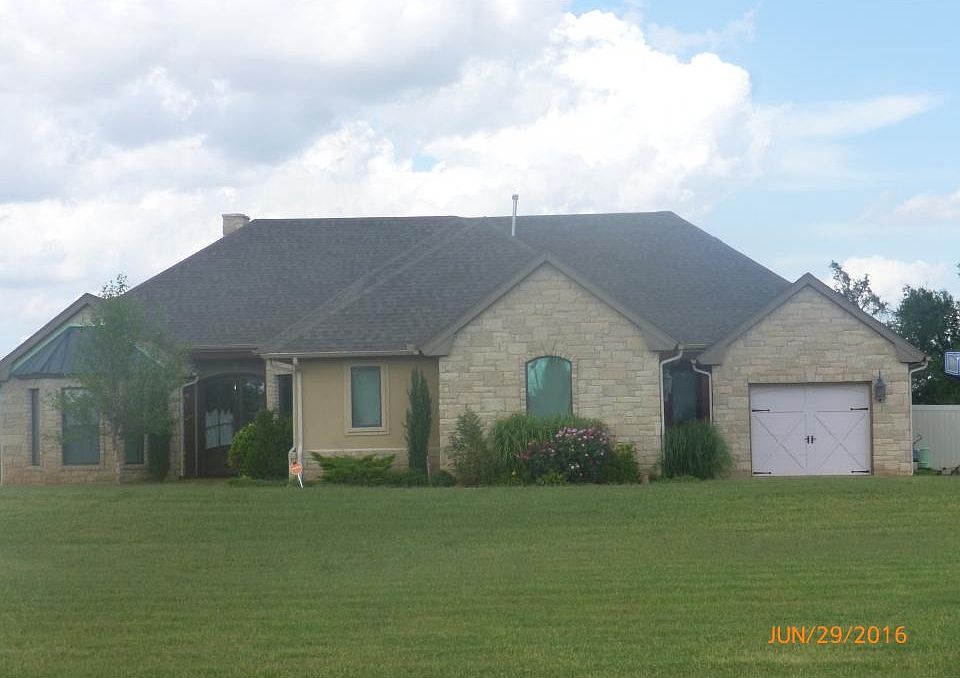 1st image of 810 S Randall Ave