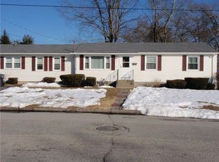 30 Brookwood Rd, Warwick, RI 02889