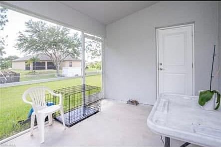 3rd image of 1921 Venice Ave N #1