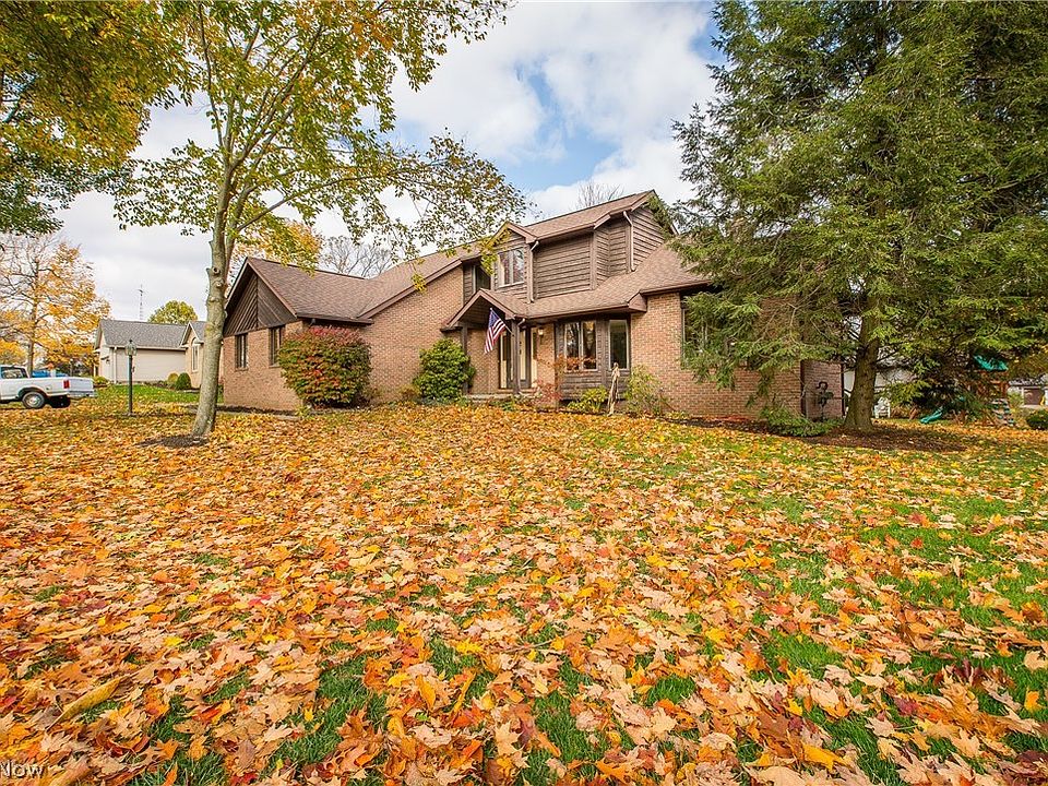 1st image of 3931 Oakridge Dr