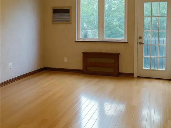 2240 East 26th Street image 13 of 20