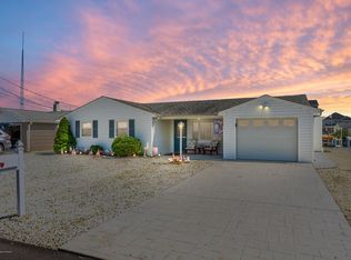 11 Davey Jones Way, Waretown, NJ 08758