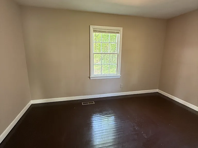 4716 Court M — Photo 6