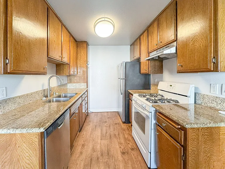 12451 Pacific Ave #1 — Photo 5