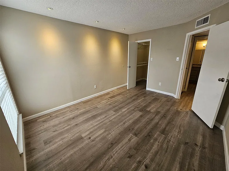 2816 S Bartell Dr #33 — Photo 12