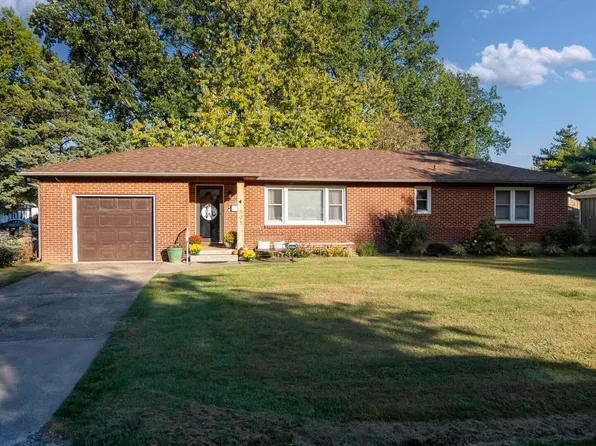 501 S 1st St, Marion, IL 62959
