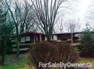 5405 E Liberty Ave, Demotte, IN 46310