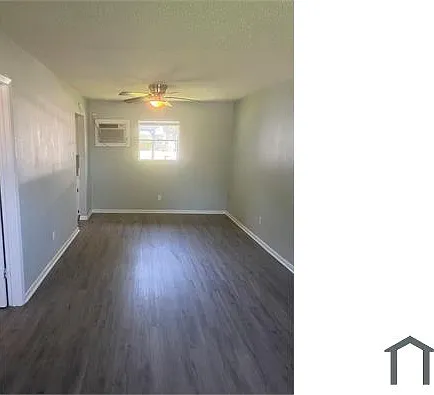 208 E Reagan Ave #208