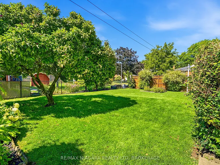 6521 Caledonia St — Photo 28