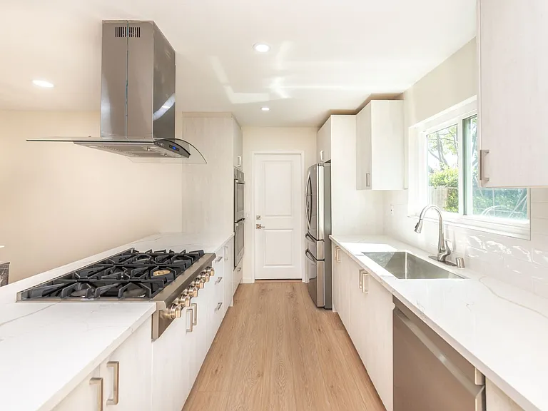 13371 Diamond Head Dr — Photo 4