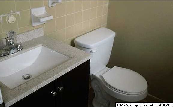 5th image of 6325 Forest Glen Dr