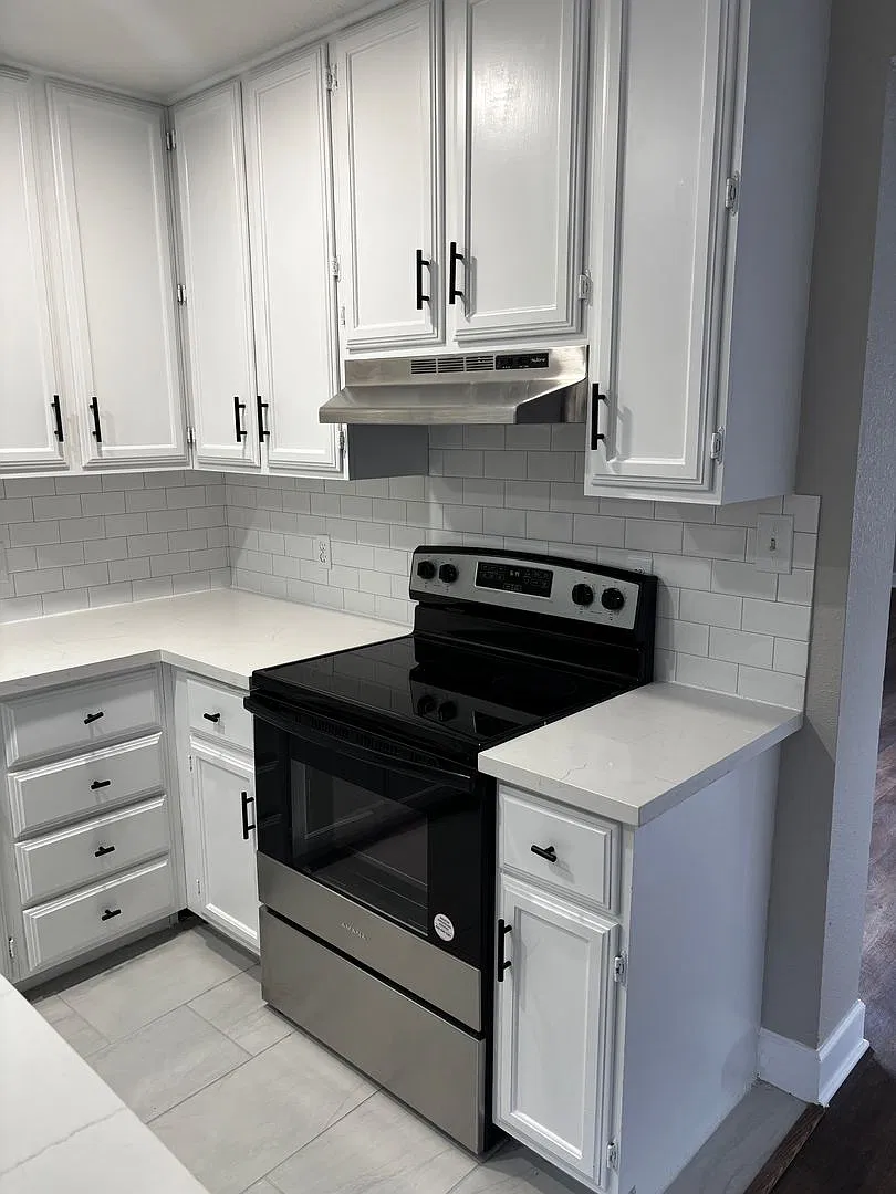 Normal Park Townhomes — Photo 3