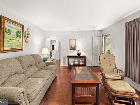 5th image of 9765 Nanticoke Cir