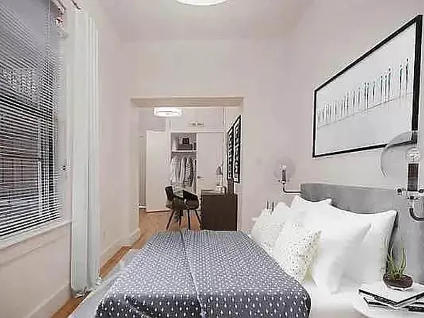 200 East 116th Street image 1 of 4