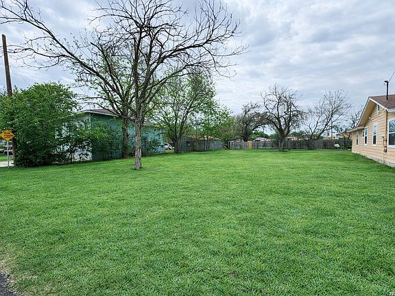 3rd image of 107 SOUTH ST LOT 6