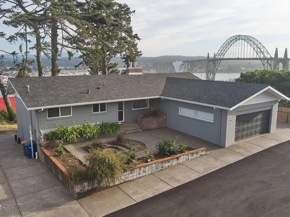 955 SW Bay View Ln, Newport, OR 97365