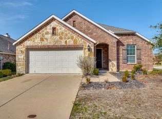 1033 Water Garden Cir, Little Elm, TX 75068