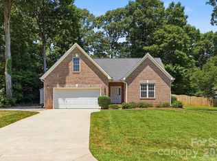 139 Spicewood Cir, Troutman, NC 28166