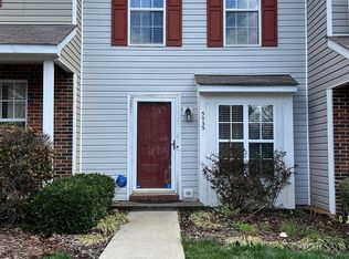 5935 Cougar Ln, Charlotte, NC 28269