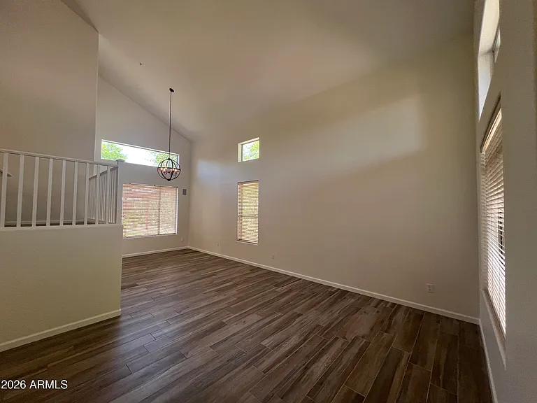 10620 E Tierra Buena Ln — Photo 4