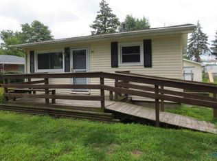 906 Fernwood Ave, Delta, OH 43515