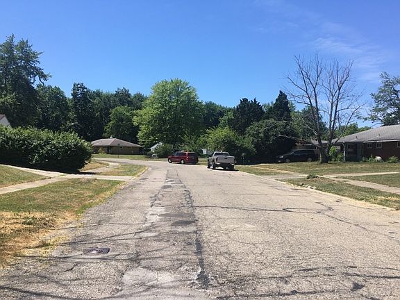 4th image of 8654 Bobolink Dr