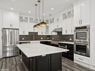 2838 W Cermak Rd #36-3, Chicago, IL 60623