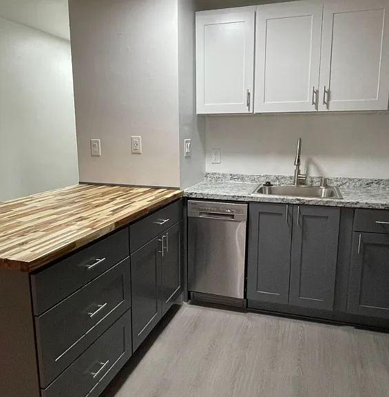 3906 S Hudson St #3906 — Photo 3