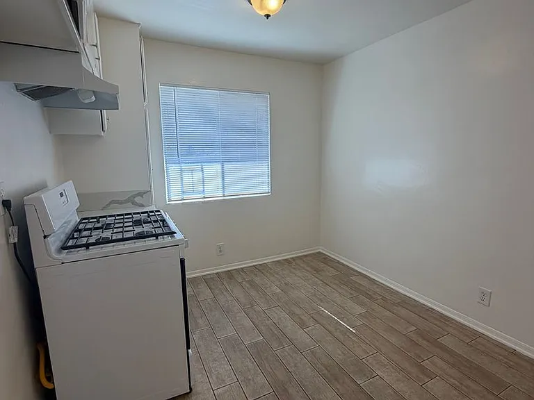 15843 Sierra Vista Ct — Photo 6
