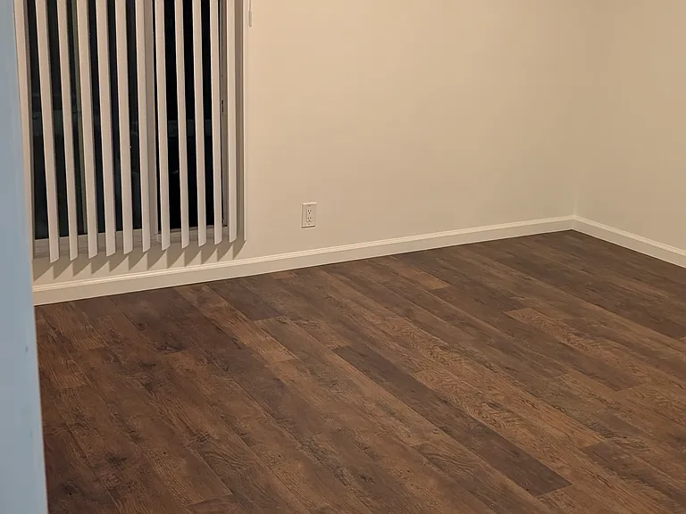 371 W Lexington Dr #4 — Photo 10