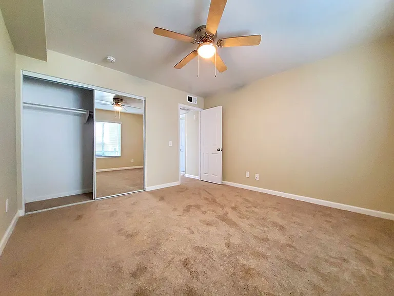 Cinnamon Woods Apartments — Photo 39